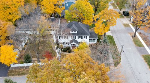 209 Lk Ct, Bull Valley IL 60014-5203 exterior