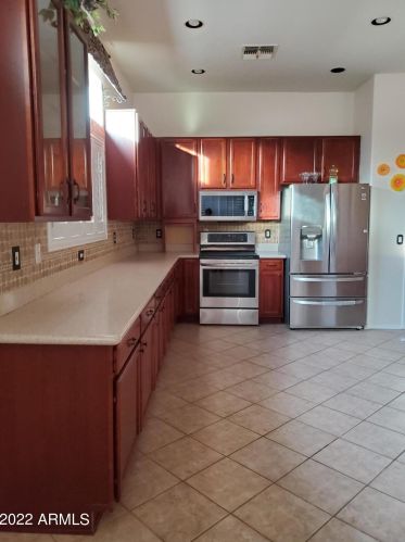 26820 32nd Ln, Phoenix AZ  85083-5803 exterior