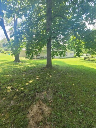 1095 Shr Dr, Catawissa MO 63015-1122 exterior