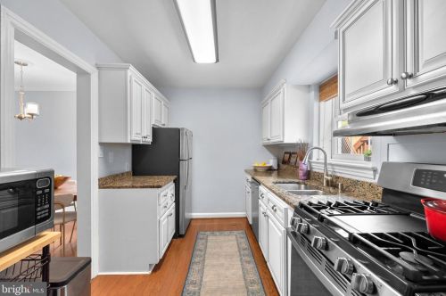 2419 Dennis Ave, Silver Spring MD 20901-2162 exterior