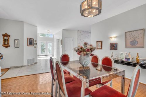 100 Serpentine Dr, Morganville NJ 07751-1400 exterior