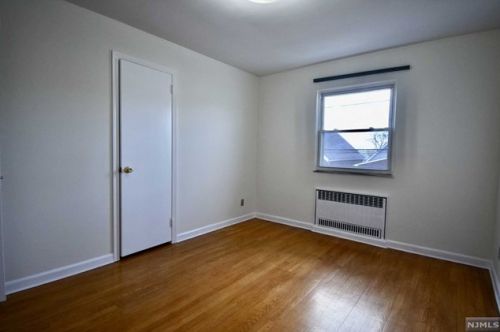 166 Morningside Ln, Palisades Park NJ exterior