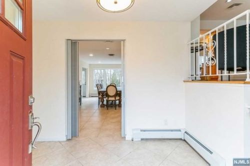 145 13th St, Cresskill NJ  07626-2405 exterior