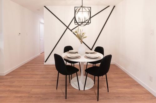 106 Cloudview Dr, Austin TX 78745-5619 exterior