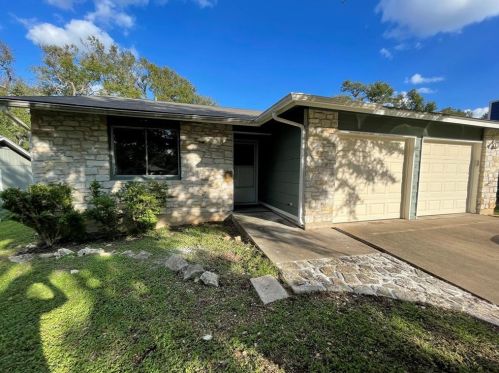 12709 Acadian Trl, Austin TX  78727-6919 exterior