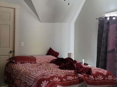 531 Oak St, Waukegan IL 60085-6530 exterior