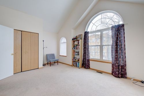 1315 Kildare Ave, Chicago IL 60651-1728 exterior