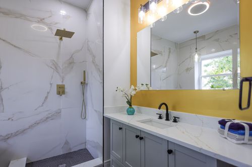 2720 Monroe St, Chicago IL  60612-2823 exterior