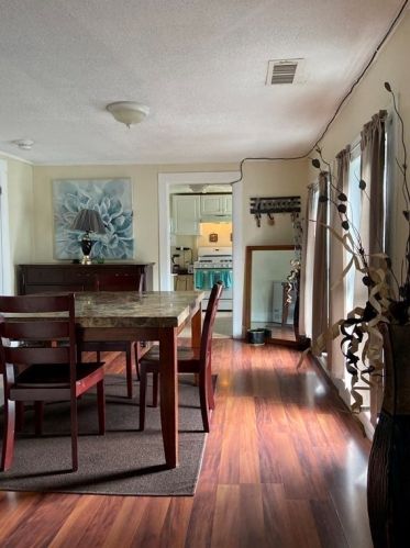 93 Thompson St, Springfield MA 01109-3919 exterior