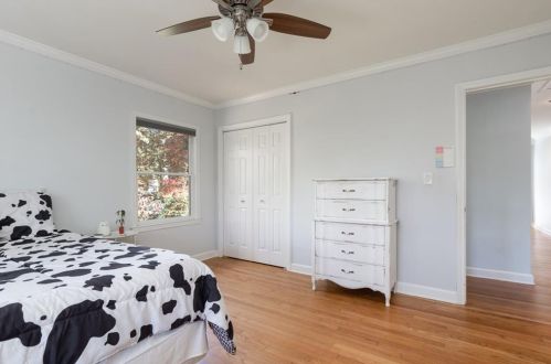 2519 Clairmont Rd, Atlanta GA 30329-2713 exterior