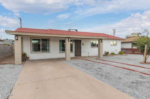 2319 41st Ave, Phoenix AZ  85009-1256 exterior