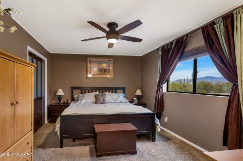 7117 Camino De Los Caballos, Tucson AZ 85743-9689 exterior