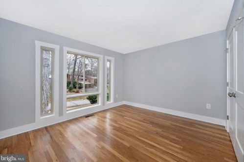 10402 Great Arbor Dr, Rockville MD  20854-4215 exterior