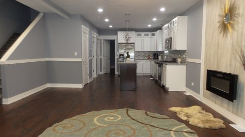 1311 97 Pl, Chicago IL 60617-4939 exterior