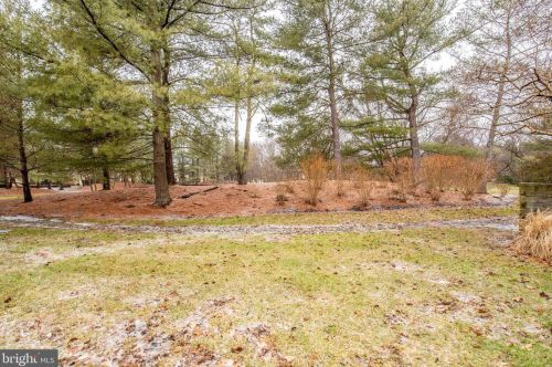 607 Sayre Dr, Princeton NJ 08540-5859 exterior