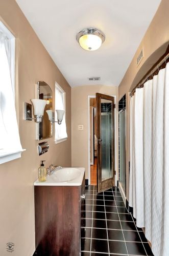 9341 Hoyne Ave, Chicago IL 60643-2028 exterior