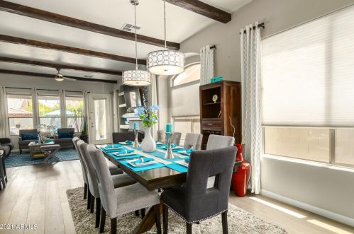 326 Anderson Ave, Phoenix AZ  85022-2366 exterior