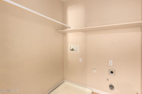 7618 Desert Overlook Dr, Tucson AZ  85710-8164 exterior