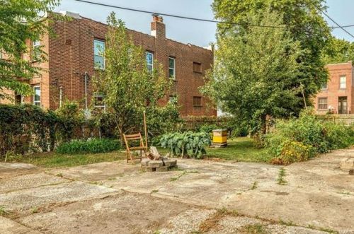 3834 Virginia Ave, Saint Louis MO 63118-4316 exterior