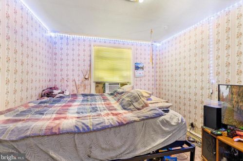 6029 Loretto Ave, Philadelphia PA 19149-3212 exterior