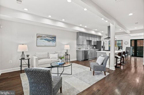 3210 Park Pl, Washington DC  20010-2529 exterior