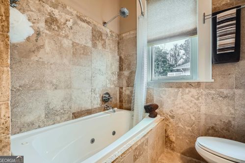 124 Lafayette Dr, Atlanta GA 30309-3345 exterior