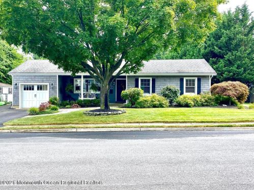 12 Lloyd Ave, West Long Branch NJ  07764-1131 exterior