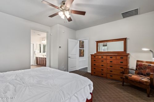 28705 21st Ave, Phoenix AZ 85027-3419 exterior