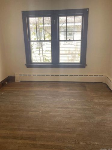 12 Budd Ave, Middletown NY 10940-6510 exterior