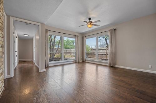 1802 Edgehill Dr, San Antonio TX 78209-2023 exterior