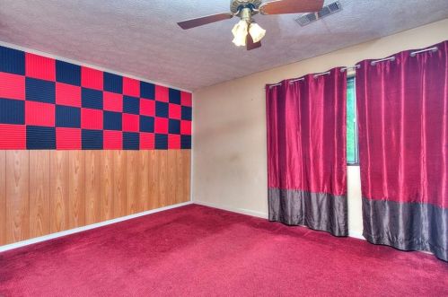 2570 Bradford Sq, Atlanta GA 30345-1366 exterior