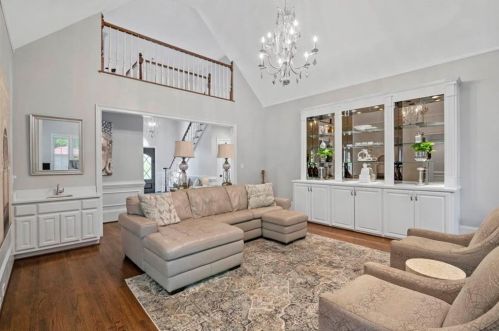 1728 Harts Run, Atlanta GA  30341-1758 exterior