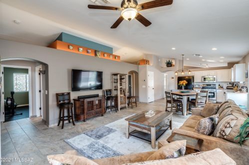 11347 Gray Boulder Ct, Tucson AZ  85737-4612 exterior