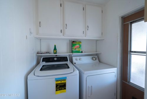 4884 Cashin Dr, Tucson AZ 85757-9461 exterior