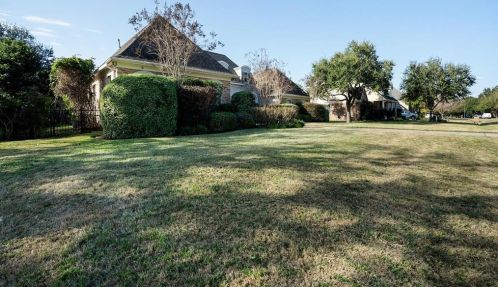 5303 Whitmore St, Fulshear TX 77441-4133 exterior