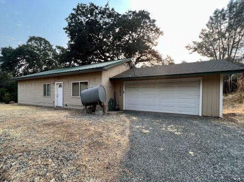 15664 31st Ave, Clearlake, CA 95422-9265