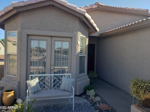 1422 Cherry Hills Dr, Chandler AZ  85249-8775 exterior