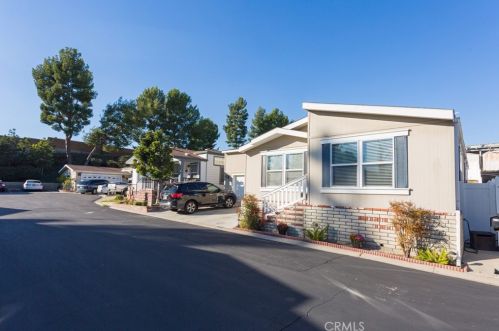 2851 Rolling Hills Dr, Fullerton CA  92835-2379 exterior