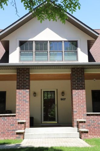 907 4th St, Waterford, MN 55057-2321