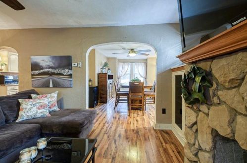 110 Rochester Rd, Pittsburgh PA 15237-1731 exterior