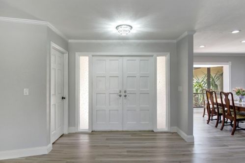 14202 Banbury Way, Tampa, FL 33624-2619