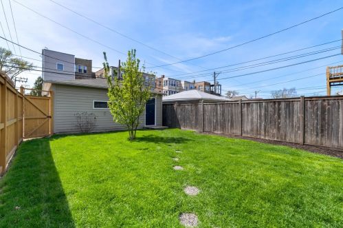 2614 Lawndale Ave, Chicago IL 60655-3313 exterior