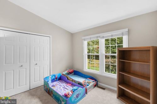 10158 Bracken Dr, Ellicott MD  21042-1675 exterior