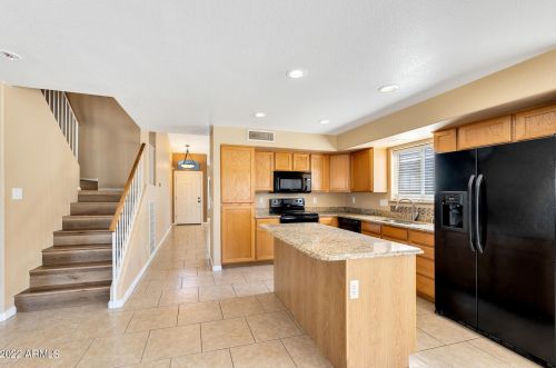 20710 38th St, Phoenix AZ  85050-4866 exterior