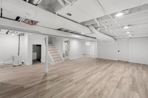 820 Old Thorn Run Rd, Moon Twp PA 15108-1152 exterior