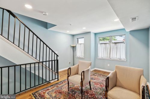 728 Daly St, Philadelphia PA 19148-3306 exterior