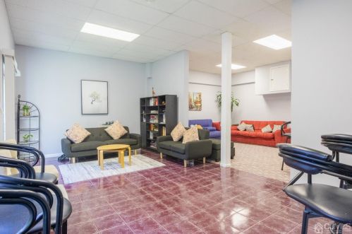 122 Dewolfe St, Edison NJ  08817-5145 exterior