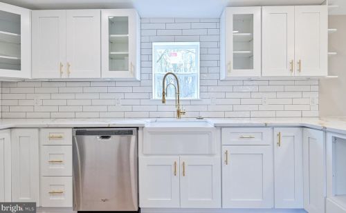 465 Bailey St, Pilesgrove NJ  08098-1014 exterior