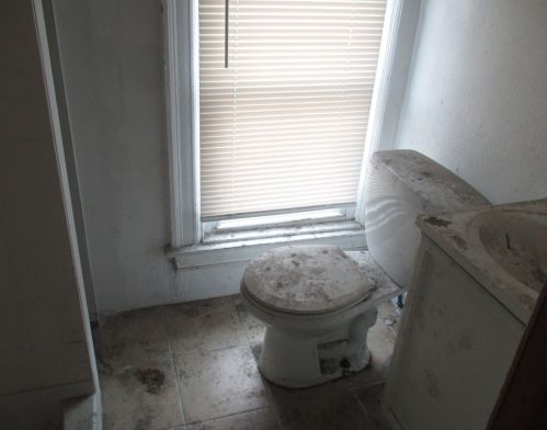 7343 Denniston Ave, Pittsburgh PA 15218-2526 exterior