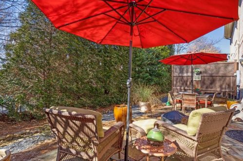 6273 Clapham Ln, Duluth GA 30097-1711 exterior